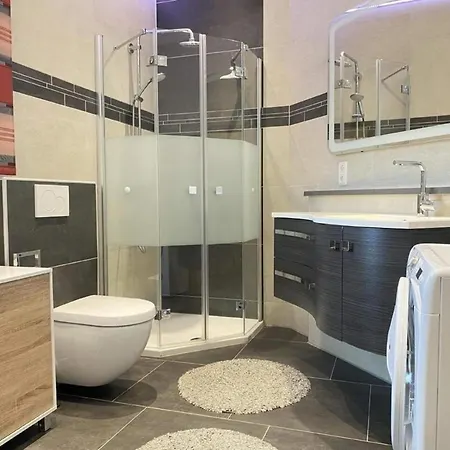 In Heselbach Mit Grill, Whirlpool Und Garten Apartament *